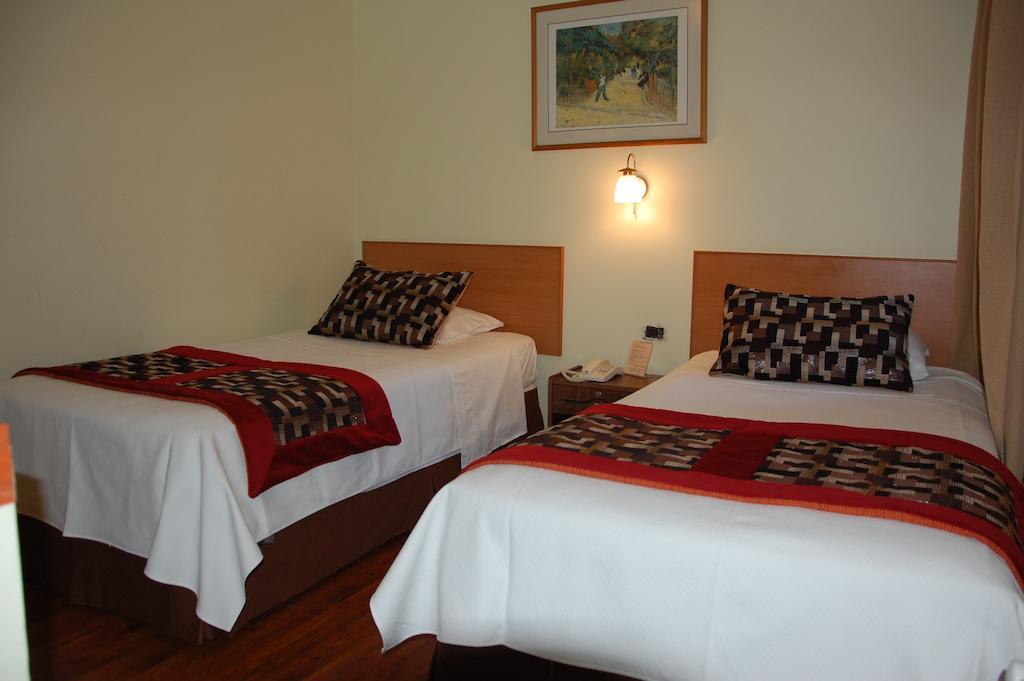 Hotel Plaza Concepción Δωμάτιο φωτογραφία
